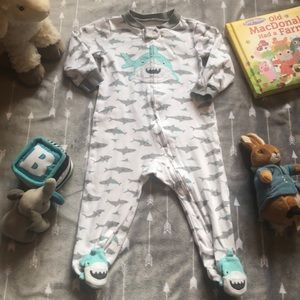 🦈 BABY BOY CARTER’S BABY SHARK FOOTIE PAJAMAS!!